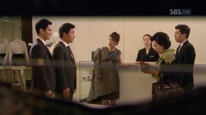 vlcsnap-2012-10-10-23h58m57s224