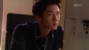 vlcsnap-2012-10-11-05h00m45s53