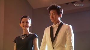 vlcsnap-2012-10-11-05h01m57s9