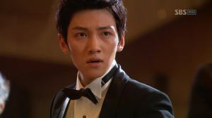 vlcsnap-2012-10-11-05h18m45s101