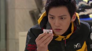 vlcsnap-2012-12-26-07h59m39s133