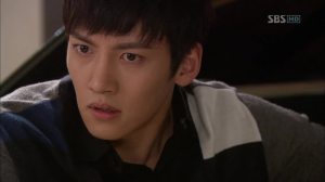 vlcsnap-2013-01-08-23h28m14s222