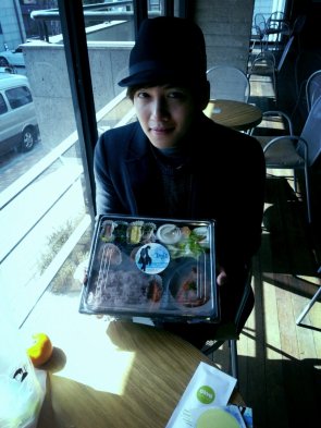 BERAbRSCcAEjZ7g.jpg_large