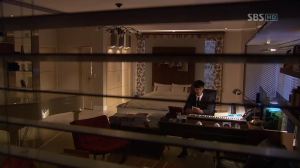 vlcsnap-2013-04-04-11h06m03s101