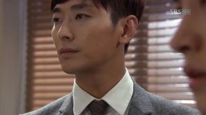 vlcsnap-2013-04-04-11h24m01s129