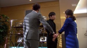 vlcsnap-2013-04-28-09h30m51s61