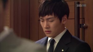 vlcsnap-2013-04-28-11h35m31s119