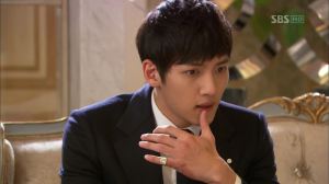 vlcsnap-2013-04-28-11h36m58s210