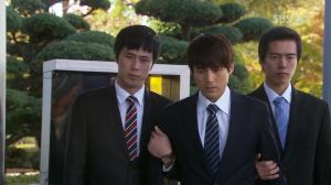 vlcsnap-2013-05-17-12h04m19s244