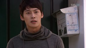 vlcsnap-2013-05-27-04h32m23s183